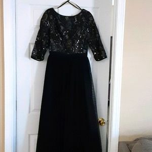 Black prom dress